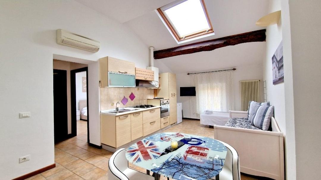Bardo House Apartment Bardolino Bagian luar foto